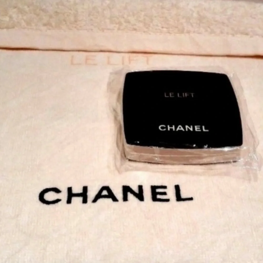 Chanel Compressed Face Wash Towel